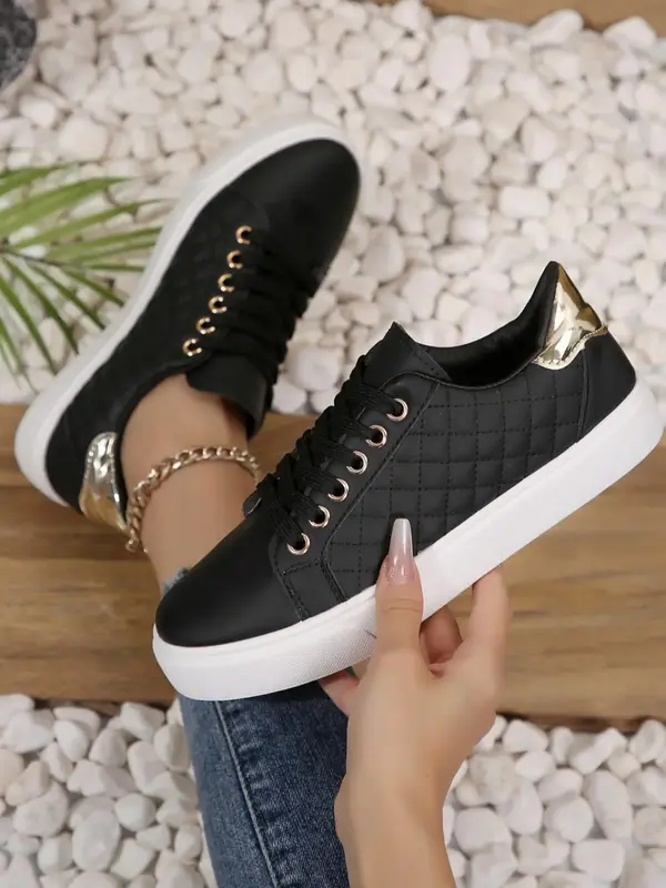 Women's Fashionable Lace Up Low Top Sneakers, Designer Shoes Casual Comfortable Sports Shoes for Daily Wear, Female All-match...