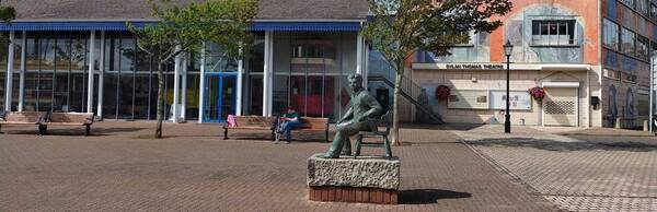 Dylan Thomas’ Swansea: A Stroll from Castle Square to the Civic Centre