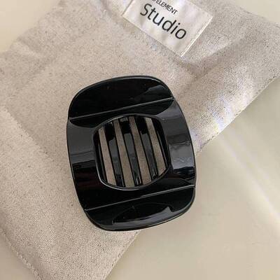 Plastic Claw Hair Clips