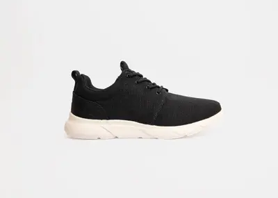 Explorer V2 for Women Black and White | Size: US W 10 | EU 41-42