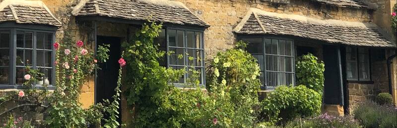 Broadway Stars: Art, Literature and Village Life in the Cotswolds