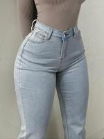 【Plus Size】 Solid Color Flare Leg Jeans, Casual Comfy Denim Bell Bottom Trousers for Daily Wear, Women's Bottoms for Fall...