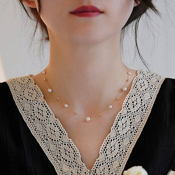 Natural Freshwater Pearl Necklaces