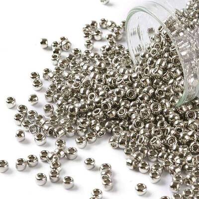 TOHO Round Seed Beads