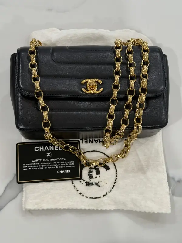 Pre-owned CHANEL Lambskin Shoulder Bags Bijoux Chain Shoulder Bag