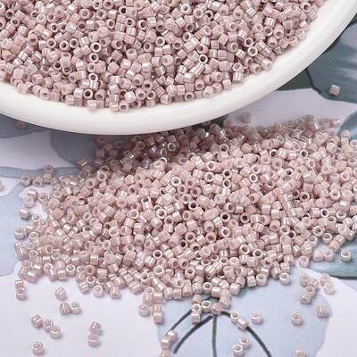 MIYUKI Delica Beads