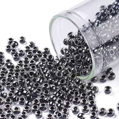 TOHO Round Seed Beads