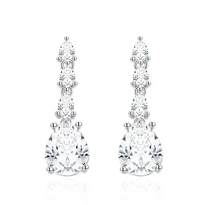 Agato Must-Have Silver Earrings with Zirconia AGT-E161PW