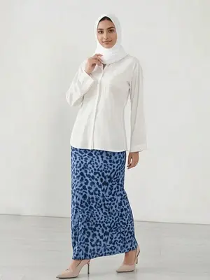 【Modest Fashion】Fashion Slim-Fitting Leopard Print Midi Skirt for Women, Summer Long Skirt in Moderate Fabric, Versatile ...